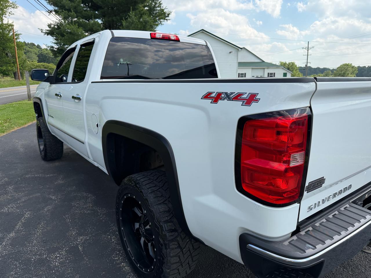 Chevrolet Silverado 1500 4WD Double Cab 143.5" LT w/1LT 2014