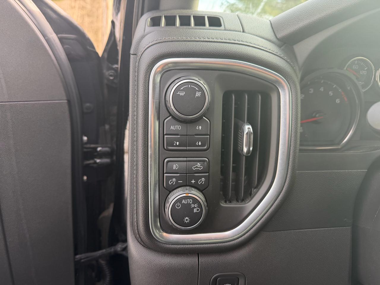 Chevrolet Silverado 1500 4WD Crew Cab 147" LT Trail Boss 2019