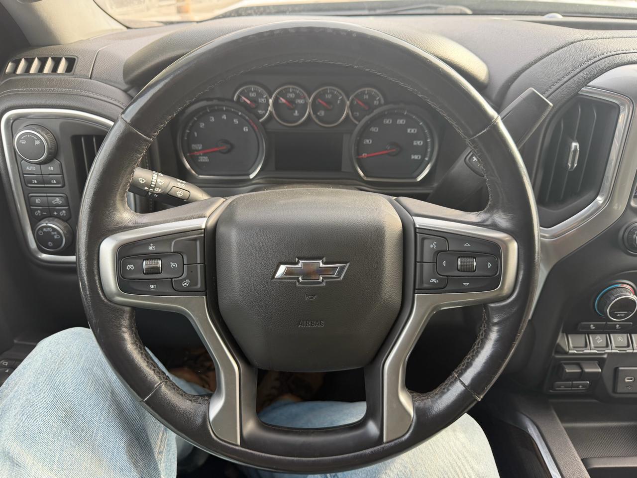 Chevrolet Silverado 1500 4WD Crew Cab 147" LT Trail Boss 2019