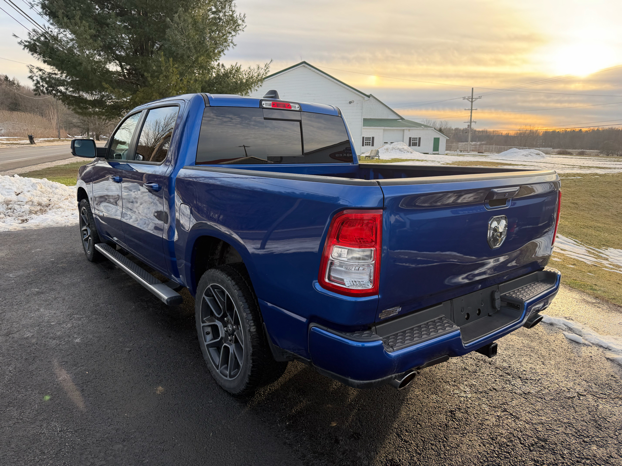 RAM 1500 Big Horn/Lone Star 4x4 Crew Cab 5'7" Box 2019