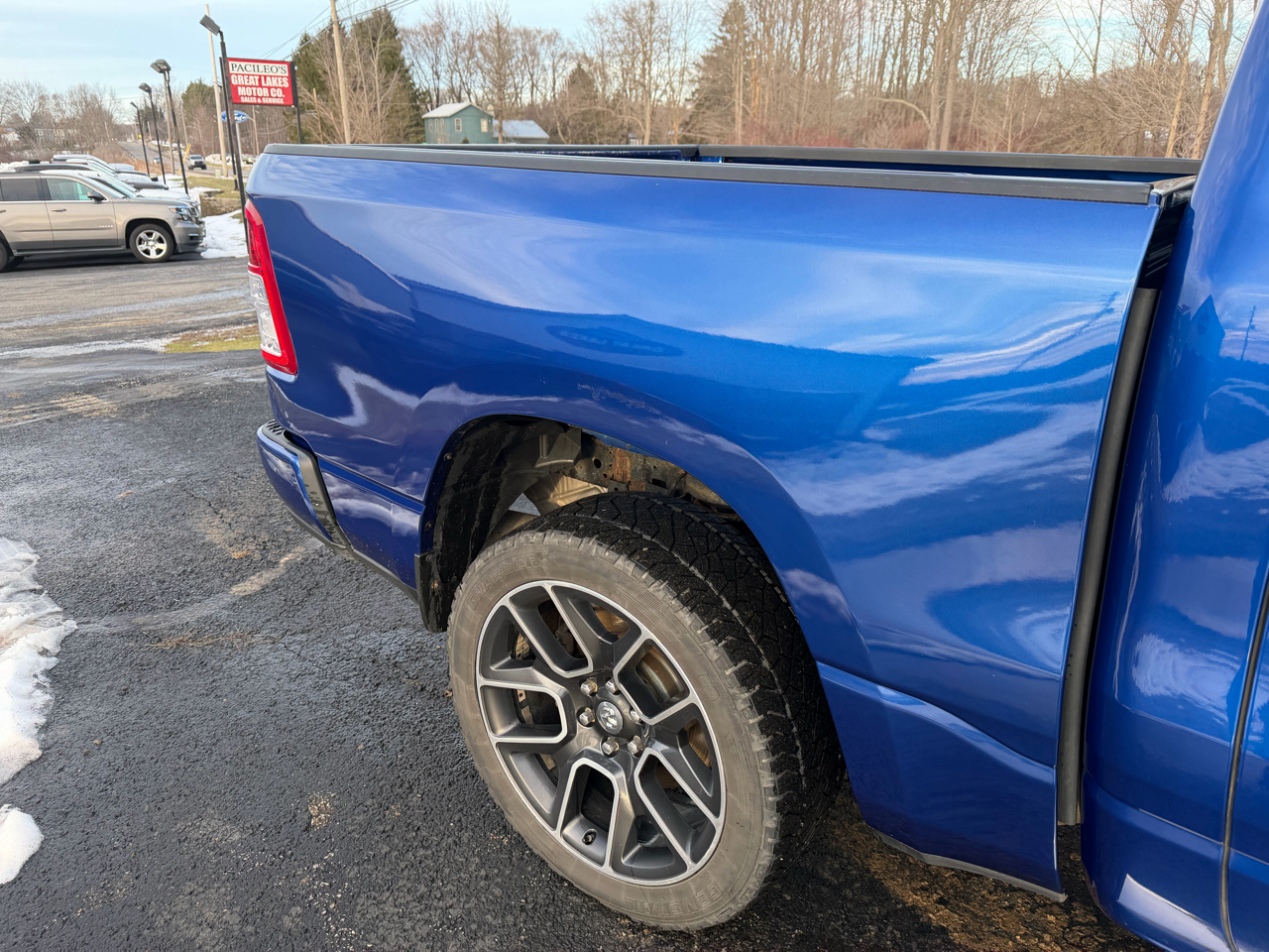 RAM 1500 Big Horn/Lone Star 4x4 Crew Cab 5'7" Box 2019