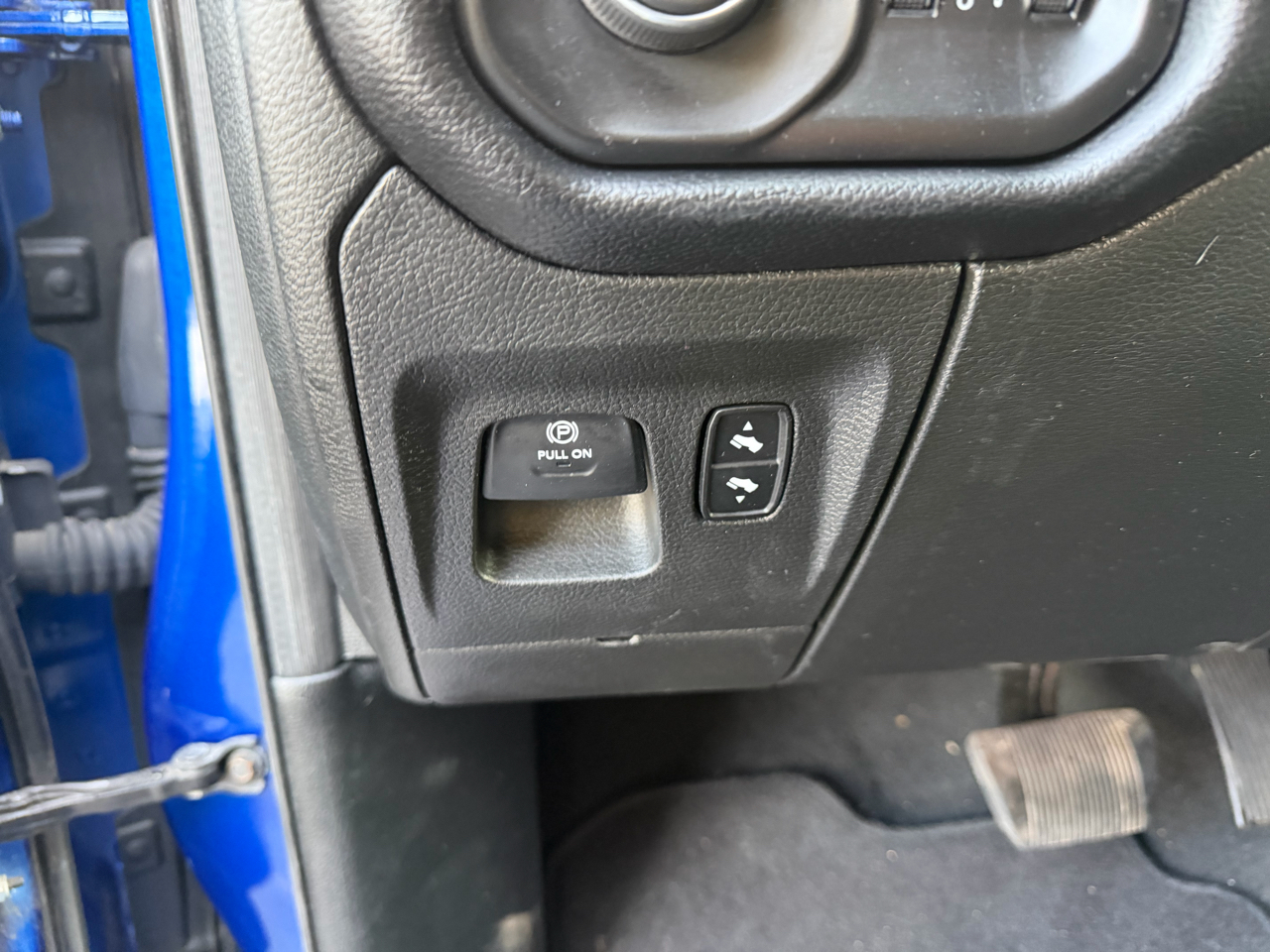 RAM 1500 Big Horn/Lone Star 4x4 Crew Cab 5'7" Box 2019