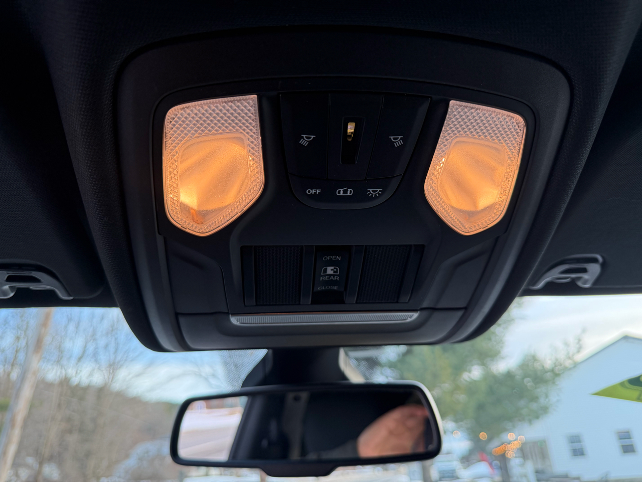 RAM 1500 Big Horn/Lone Star 4x4 Crew Cab 5'7" Box 2019