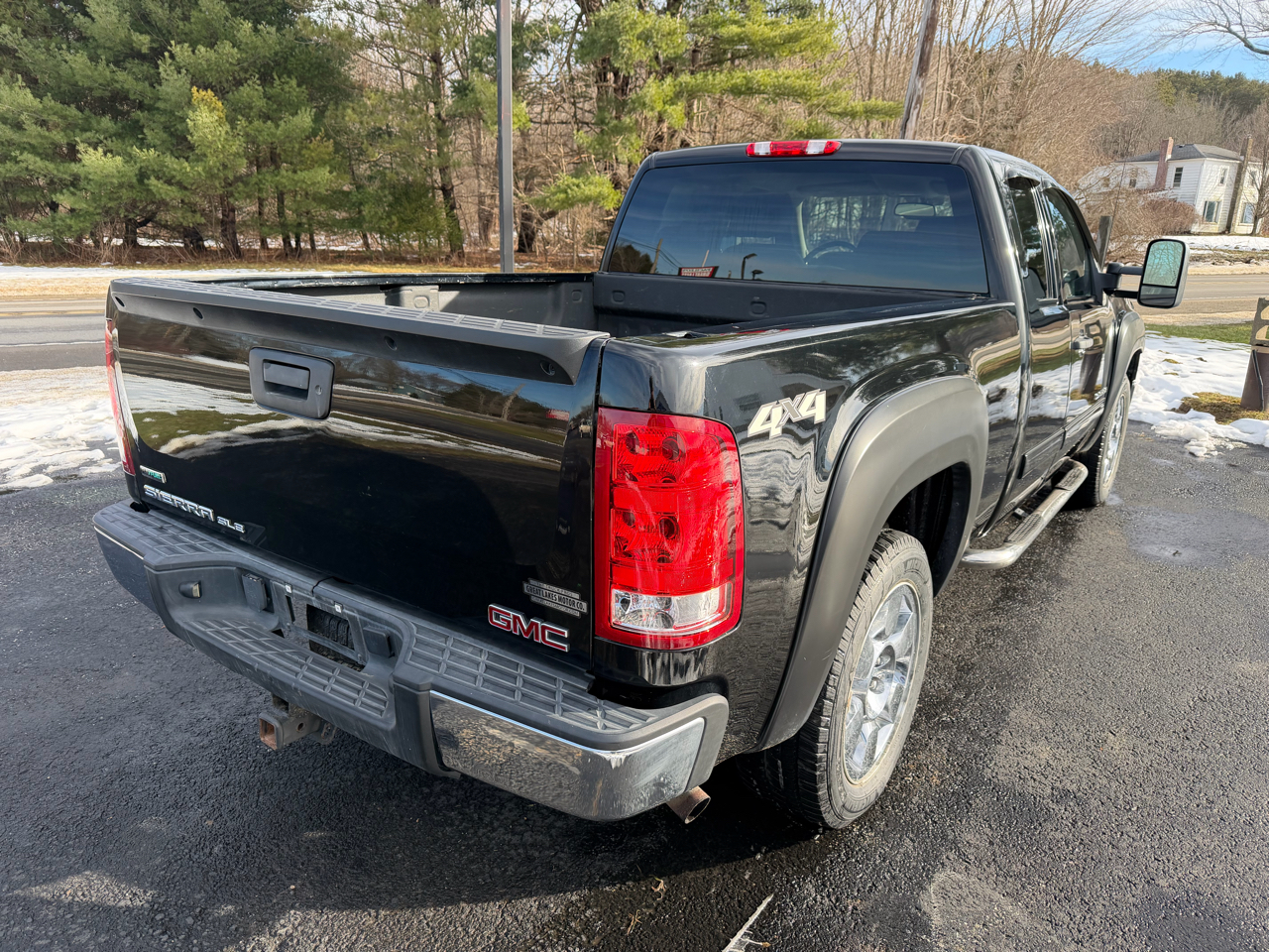GMC Sierra 1500 4WD Ext Cab 143.5" SLE 2011