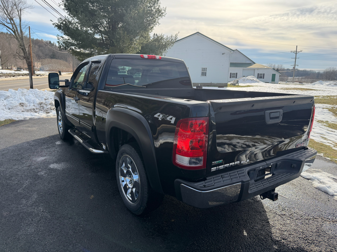 GMC Sierra 1500 4WD Ext Cab 143.5" SLE 2011