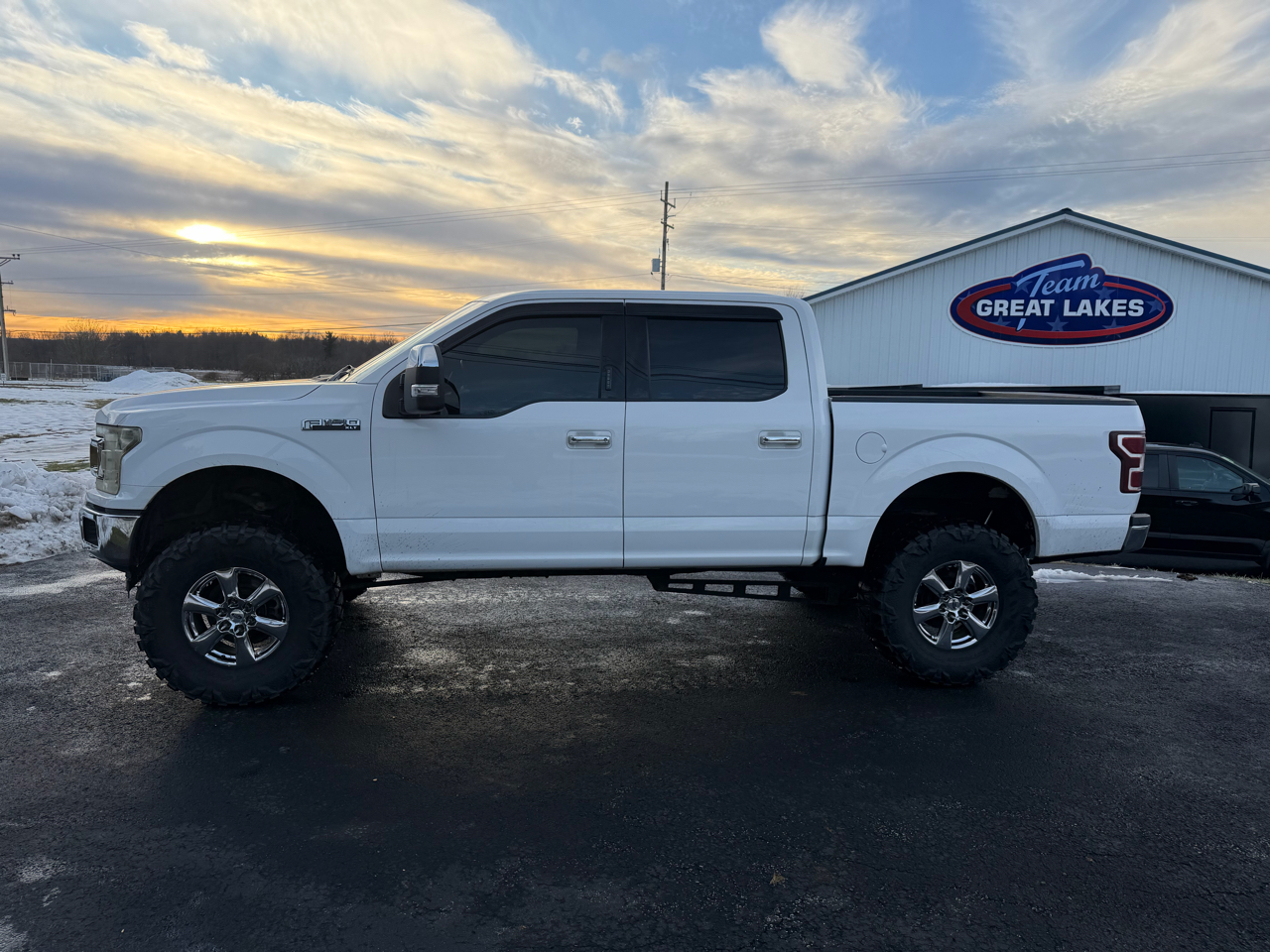 Ford F-150 4WD SuperCrew 145" XLT 2020