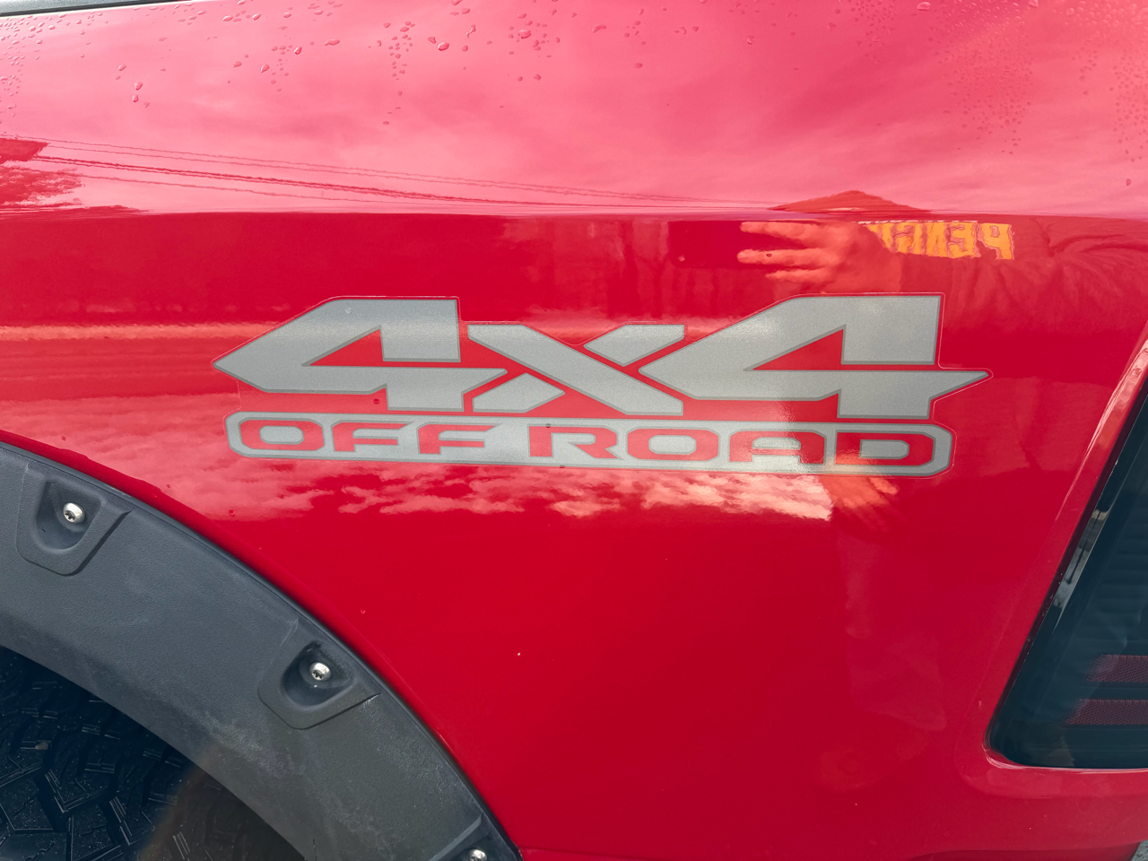 RAM 2500 Tradesman 4x4 Crew Cab 6'4" Box 2018