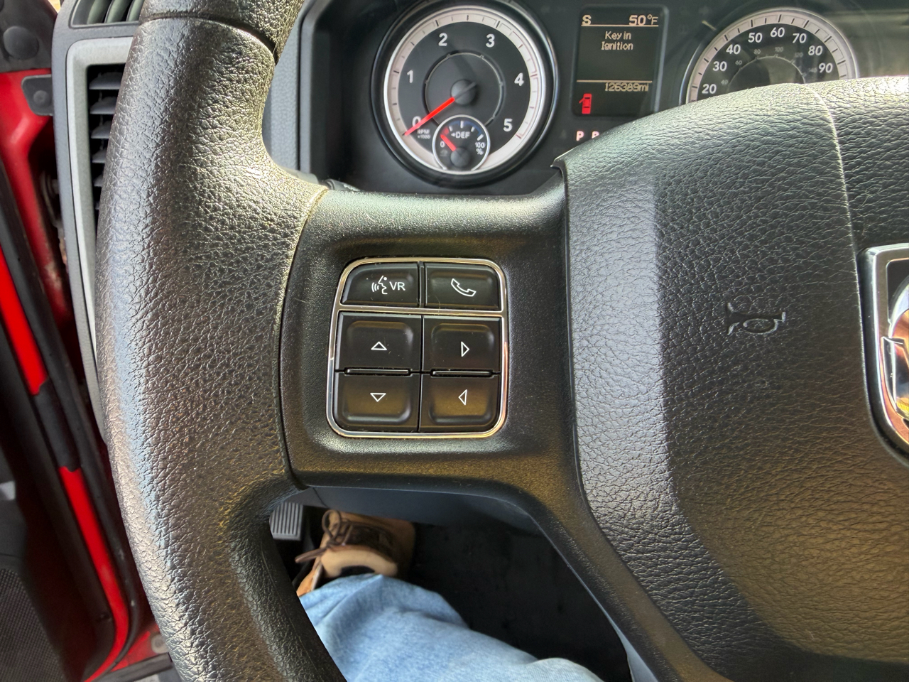 RAM 2500 Tradesman 4x4 Crew Cab 6'4" Box 2018