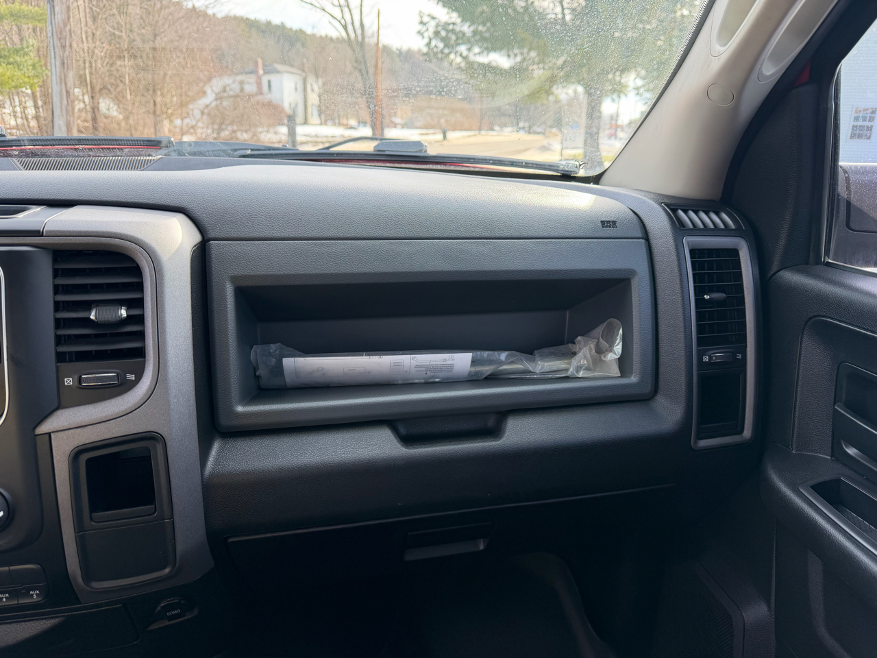 RAM 2500 Tradesman 4x4 Crew Cab 6'4" Box 2018