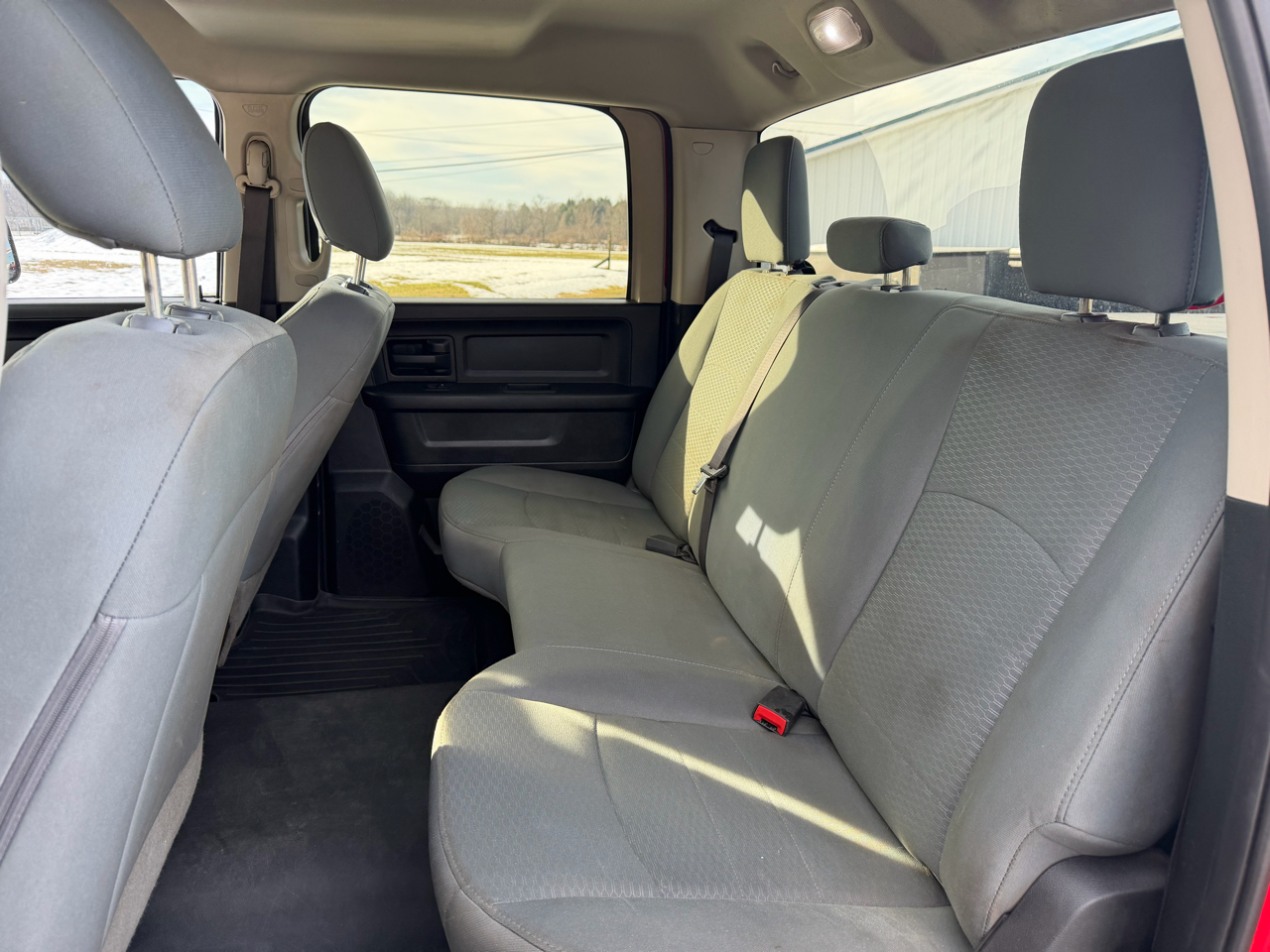 RAM 2500 Tradesman 4x4 Crew Cab 6'4" Box 2018