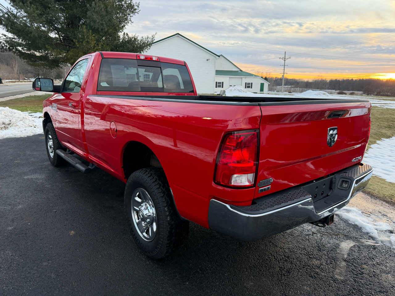 RAM 2500 SLT 4x4 Reg Cab 8' Box 2018
