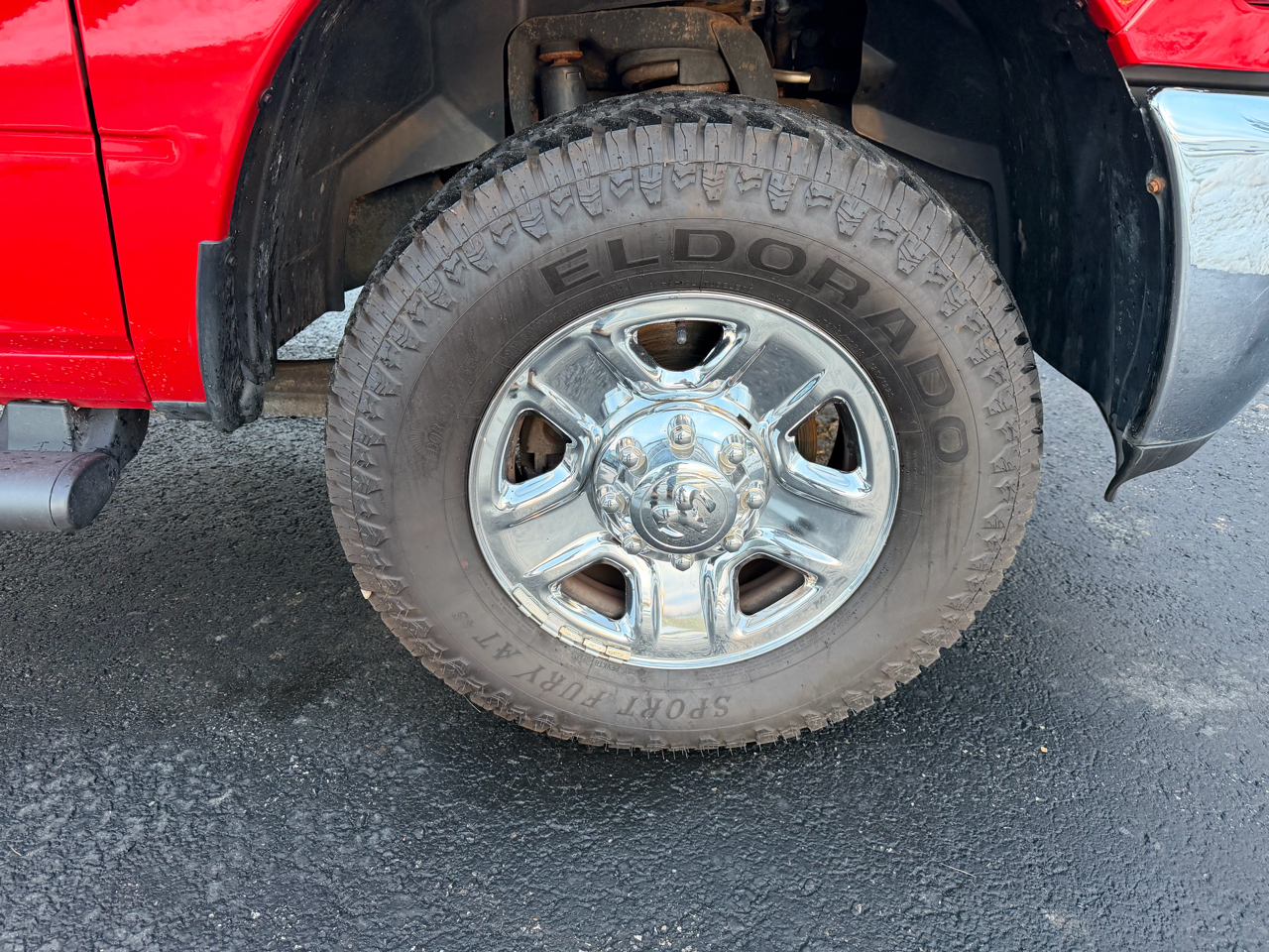 RAM 2500 SLT 4x4 Reg Cab 8' Box 2018