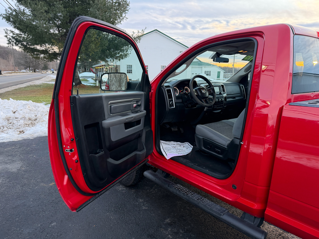 RAM 2500 SLT 4x4 Reg Cab 8' Box 2018