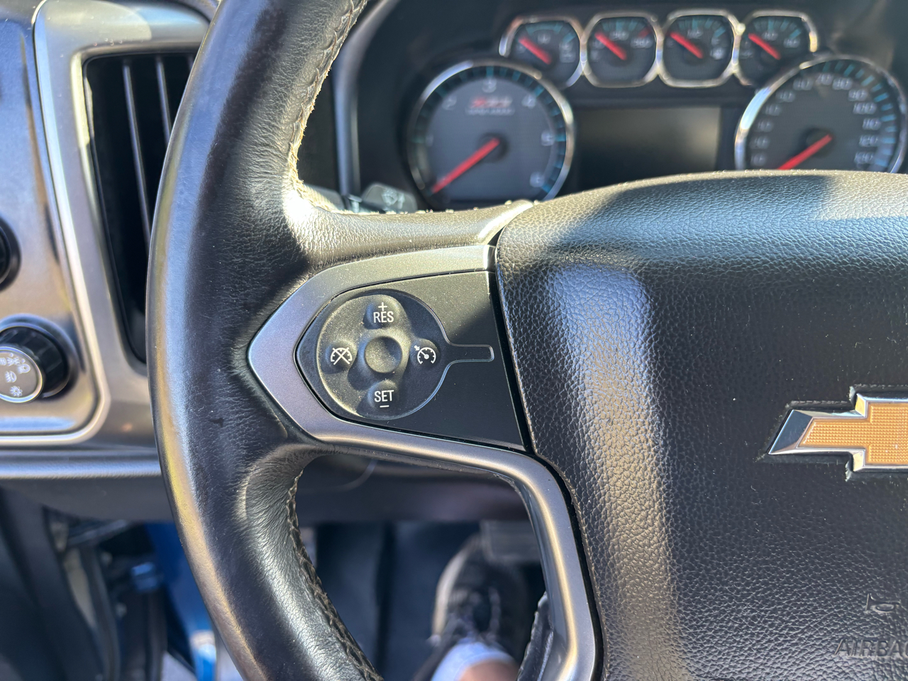 2018 Chevrolet Silverado 2500HD LT photo 13