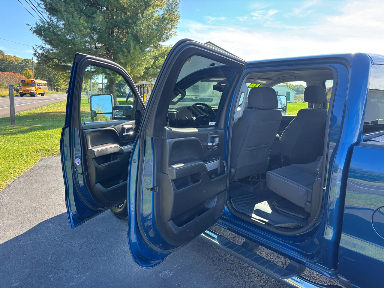 2018 Chevrolet Silverado 2500HD LT photo 20