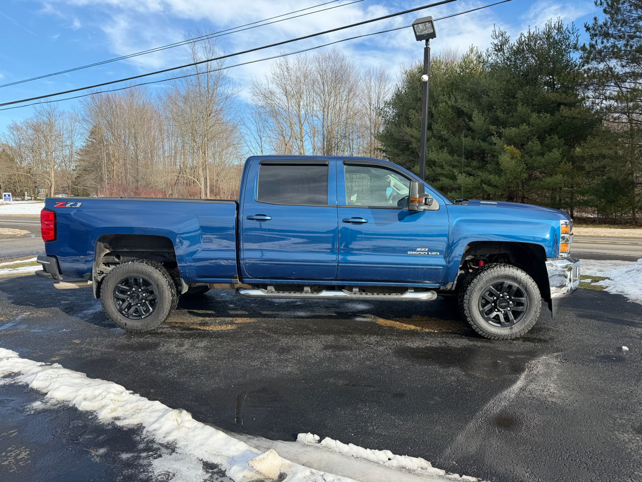 Chevrolet Silverado 2500HD 4WD Crew Cab 153.7" LT 2018