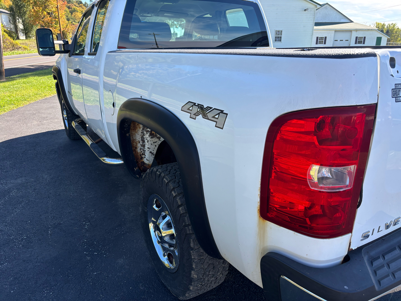 2011 Chevrolet Silverado 2500HD Work Truck photo 13