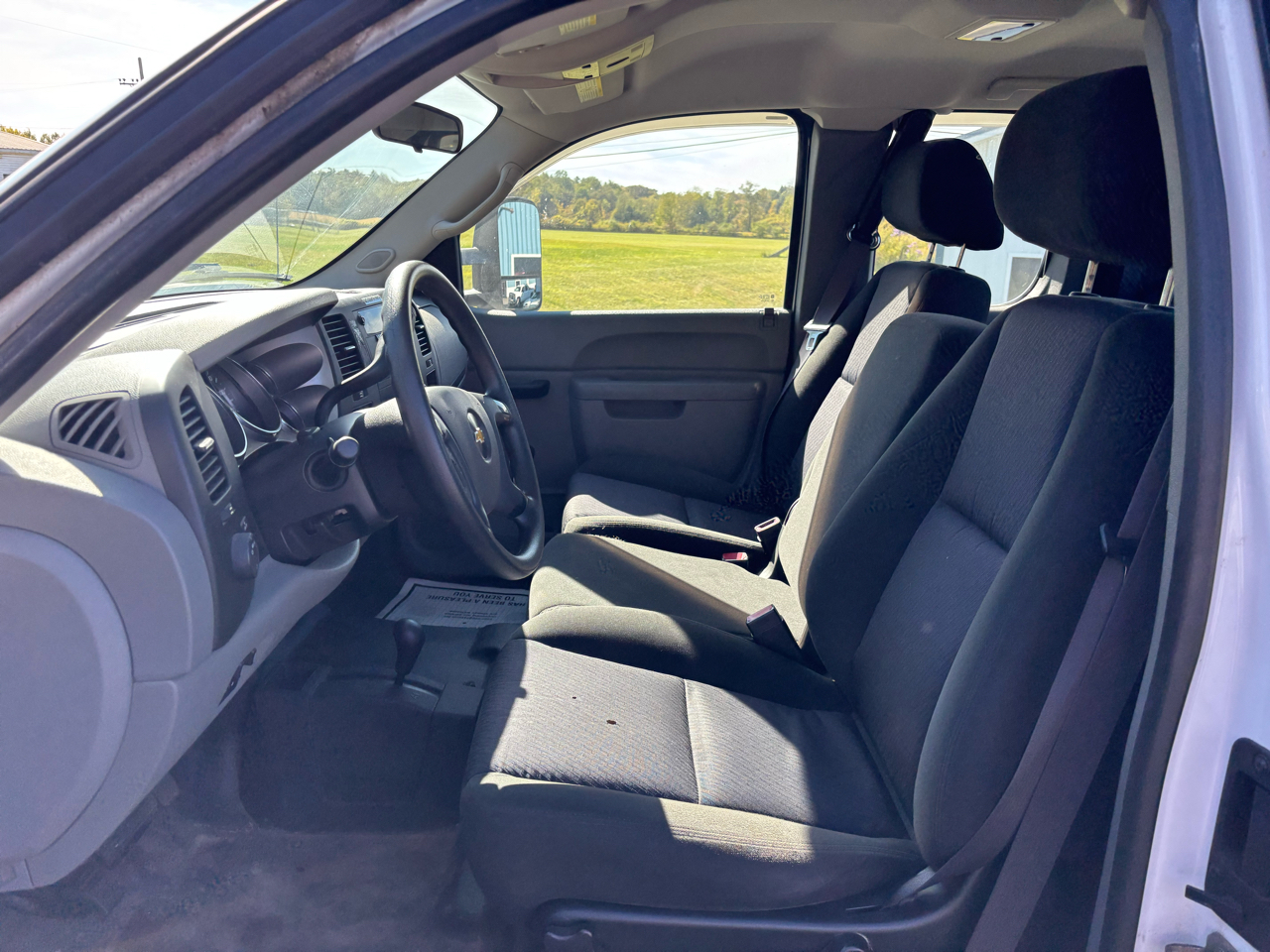 2011 Chevrolet Silverado 2500HD Work Truck photo 18