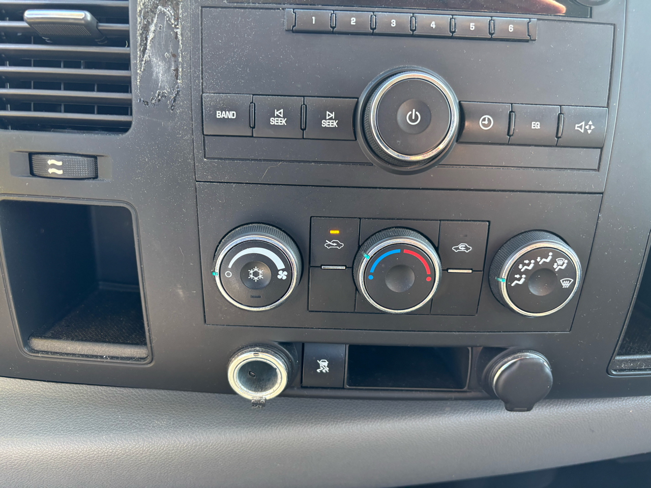 2011 Chevrolet Silverado 2500HD Work Truck photo 25