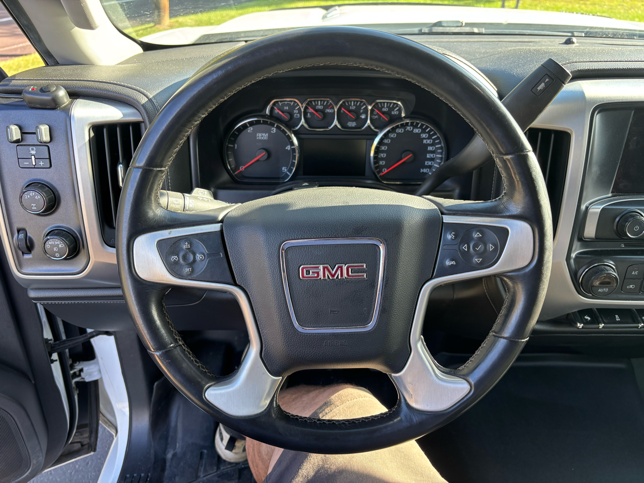 2015 Gmc Sierra SLE photo 10