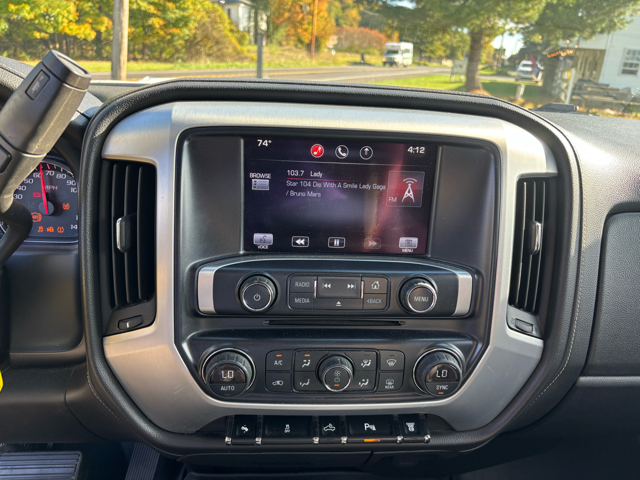 2015 Gmc Sierra SLE photo 14