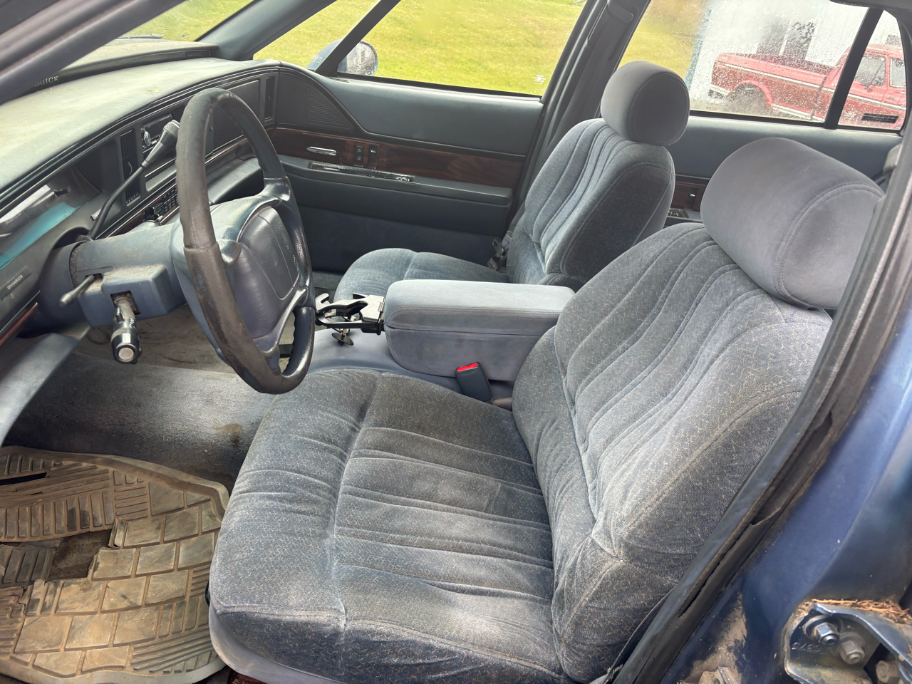 Buick LeSabre 4dr Sdn Custom 1998 Buick LeSabre 4dr Sdn Custom 1998