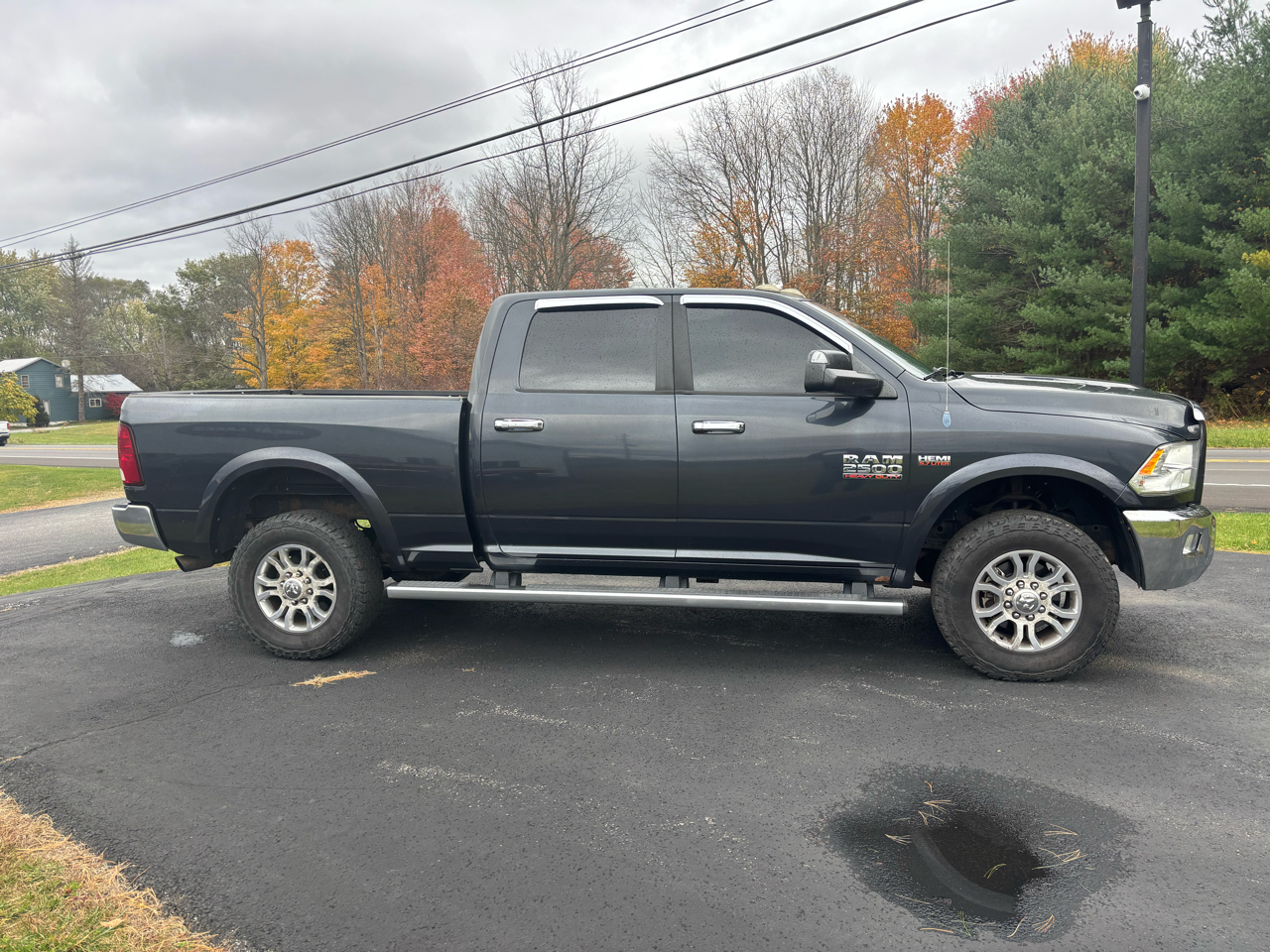 RAM 2500 4WD Crew Cab 149" Outdoorsman 2013 RAM 2500 4WD Crew Cab 149" Outdoorsman 2013