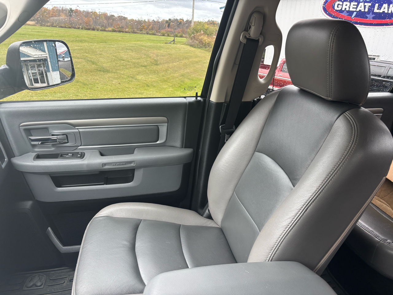 RAM 2500 4WD Crew Cab 149" Outdoorsman 2013 RAM 2500 4WD Crew Cab 149" Outdoorsman 2013
