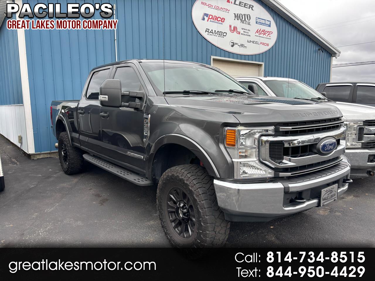 Ford Super Duty F-350 SRW Crew Cab 176" WB XLT 2020 Ford Super Duty F-350 SRW Crew Cab 176" WB XLT 2020