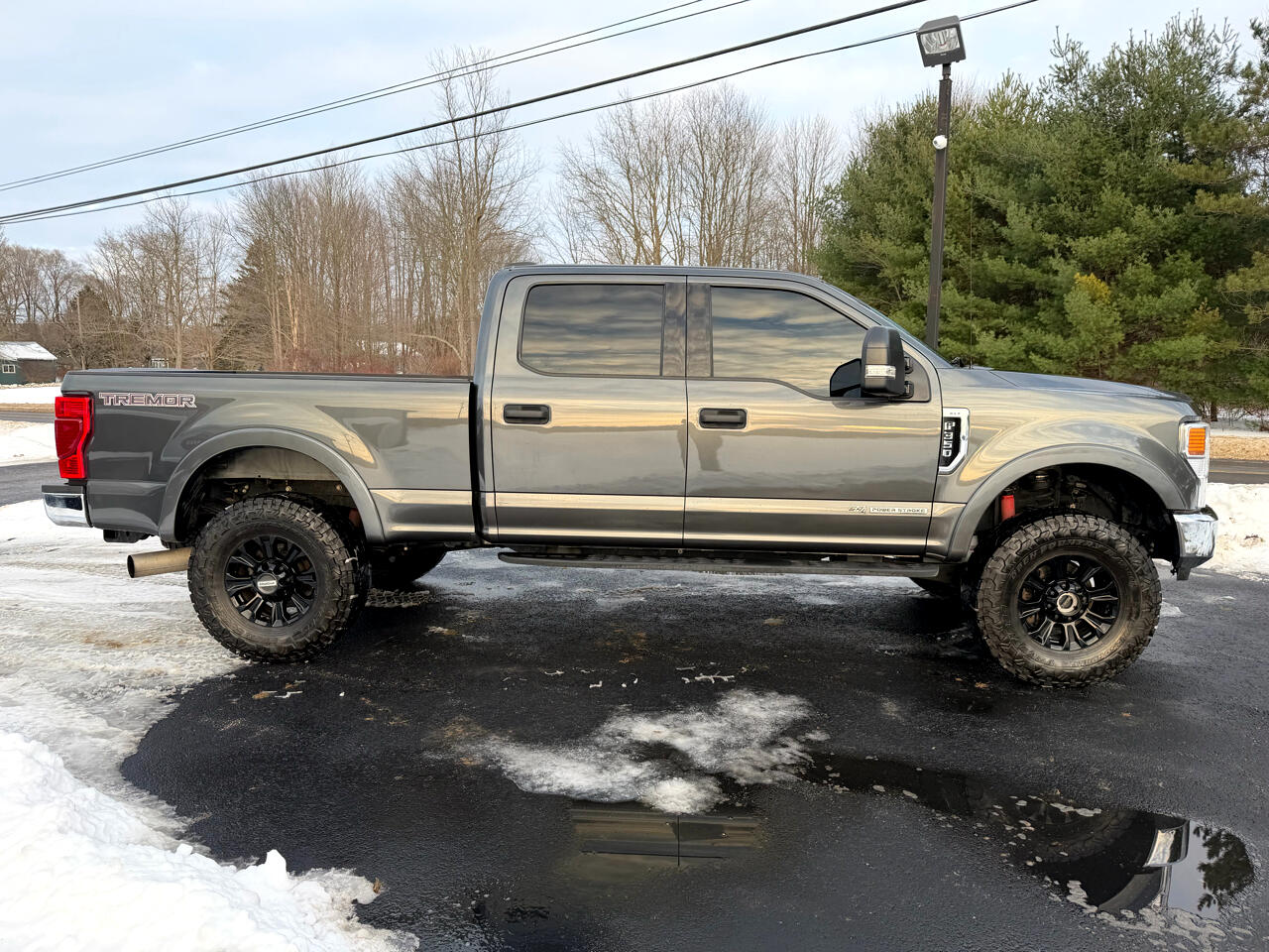 Ford Super Duty F-350 SRW Crew Cab 176" WB XLT 2020