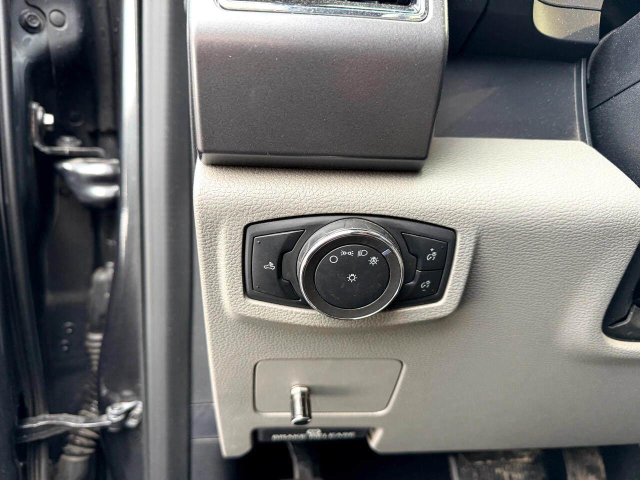 Ford Super Duty F-350 SRW Crew Cab 176" WB XLT 2020