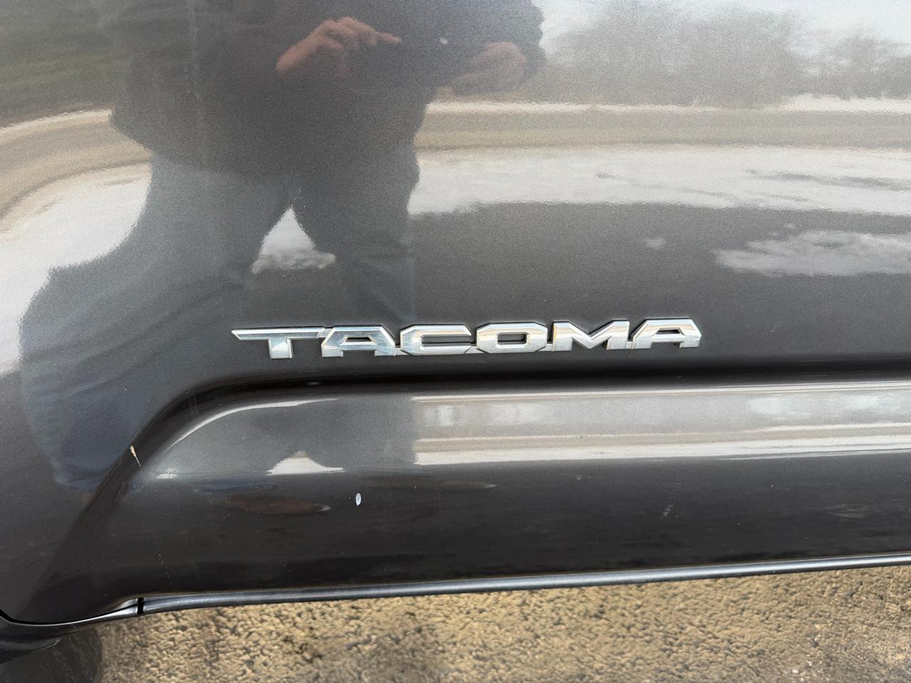 Toyota Tacoma TRD Off Road Double Cab 5' Bed V6 4x4 MT (Natl) 2018