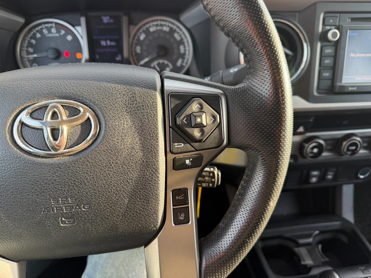 Toyota Tacoma TRD Off Road Double Cab 5' Bed V6 4x4 MT (Natl) 2018