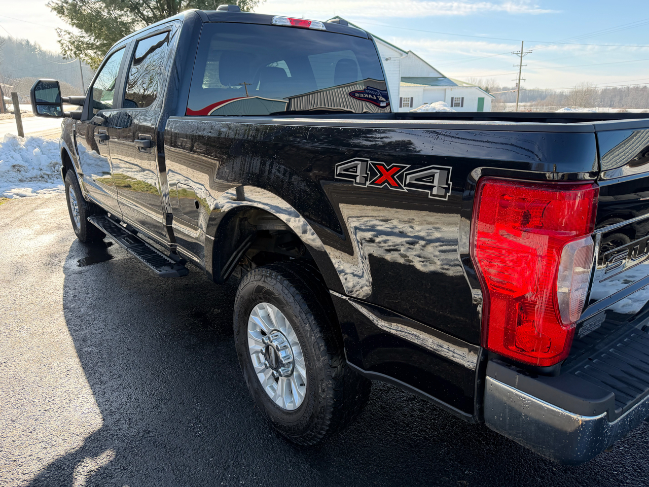 Ford Super Duty F-350 SRW XL 4WD Crew Cab 6.75' Box 2021