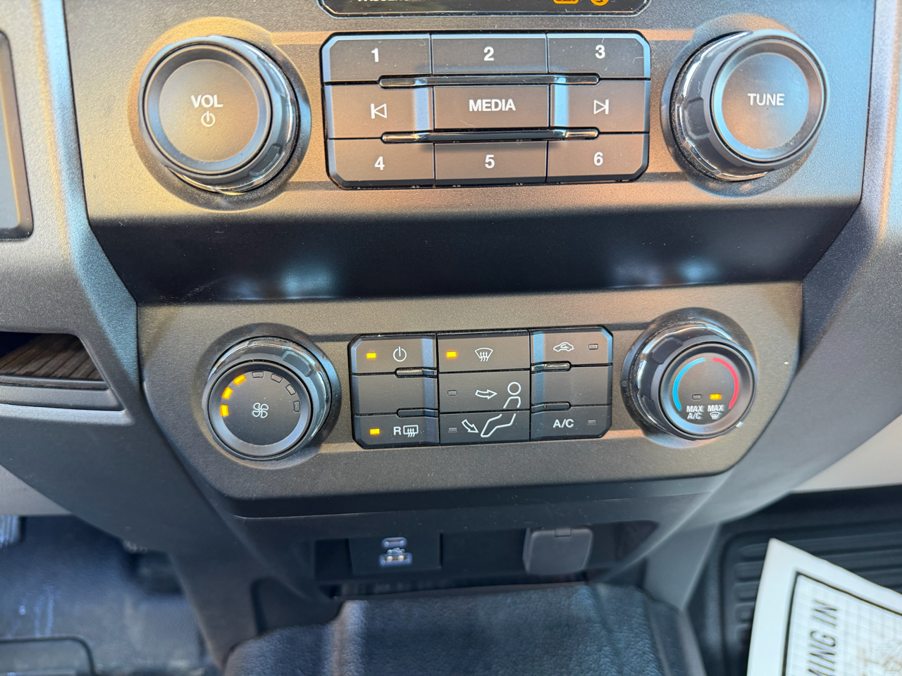 Ford Super Duty F-350 SRW XL 4WD Crew Cab 6.75' Box 2021