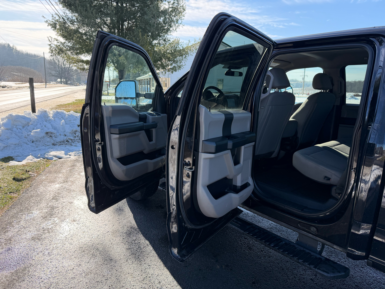 Ford Super Duty F-350 SRW XL 4WD Crew Cab 6.75' Box 2021