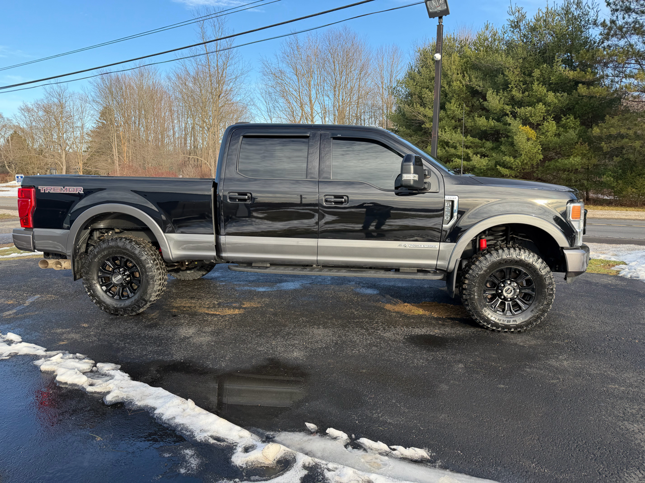 Ford Super Duty F-250 SRW Lariat 4WD Crew Cab 6.75' Box 2022