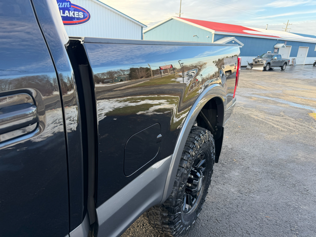 Ford Super Duty F-250 SRW Lariat 4WD Crew Cab 6.75' Box 2022