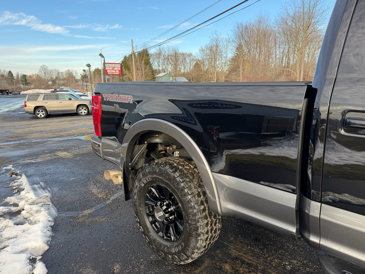 Ford Super Duty F-250 SRW Lariat 4WD Crew Cab 6.75' Box 2022