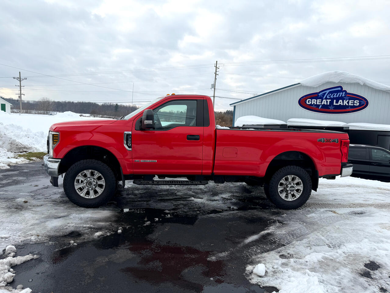 Ford Super Duty F-350 SRW XLT 4WD Reg Cab 8' Box 2019