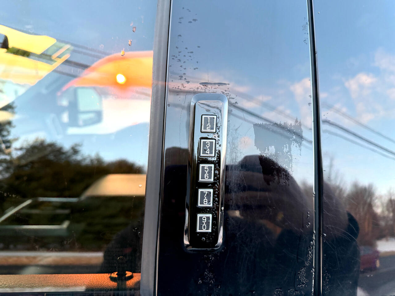 Ford Super Duty F-250 SRW Lariat 4WD Crew Cab 6.75' Box 2019