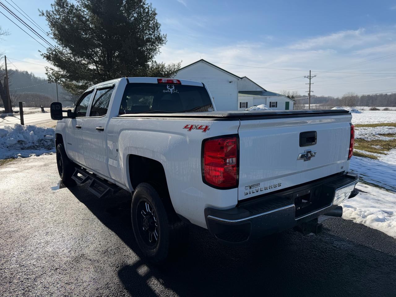 Chevrolet Silverado 2500HD 4WD Crew Cab 153.7" LT 2015