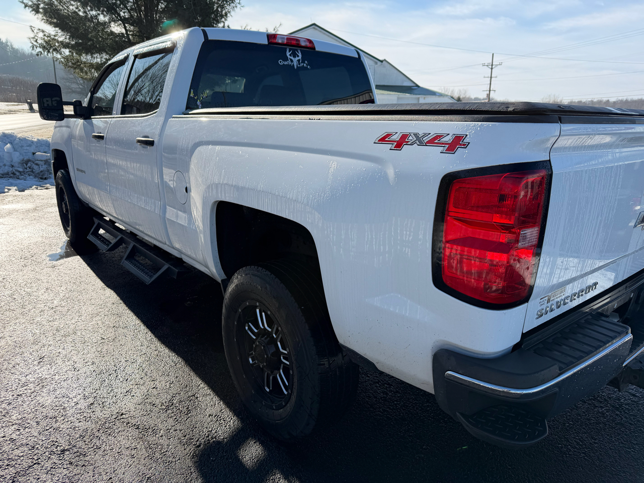 Chevrolet Silverado 2500HD 4WD Crew Cab 153.7" LT 2015