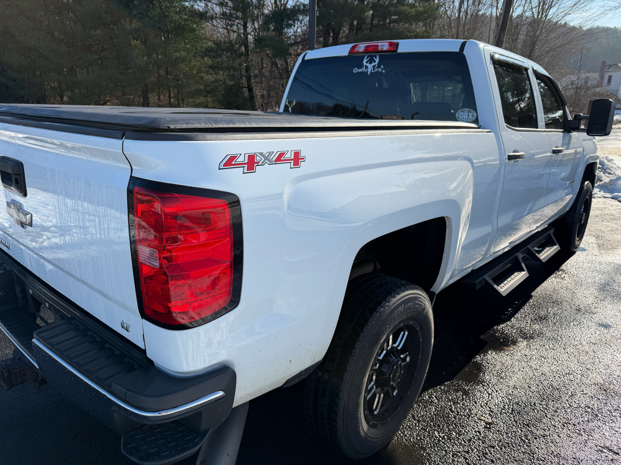 Chevrolet Silverado 2500HD 4WD Crew Cab 153.7" LT 2015