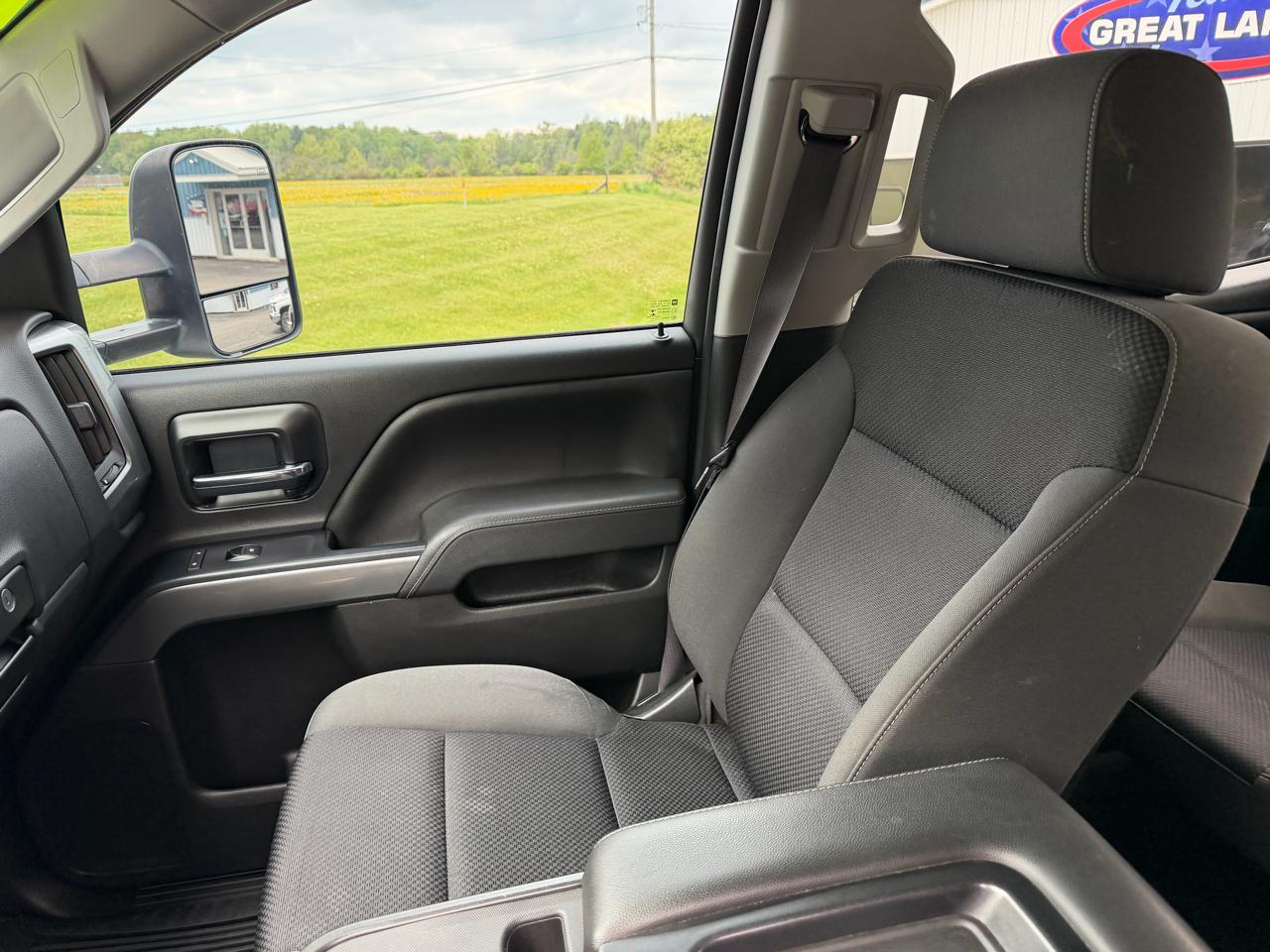 Chevrolet Silverado 2500HD 4WD Crew Cab 153.7" LT 2015