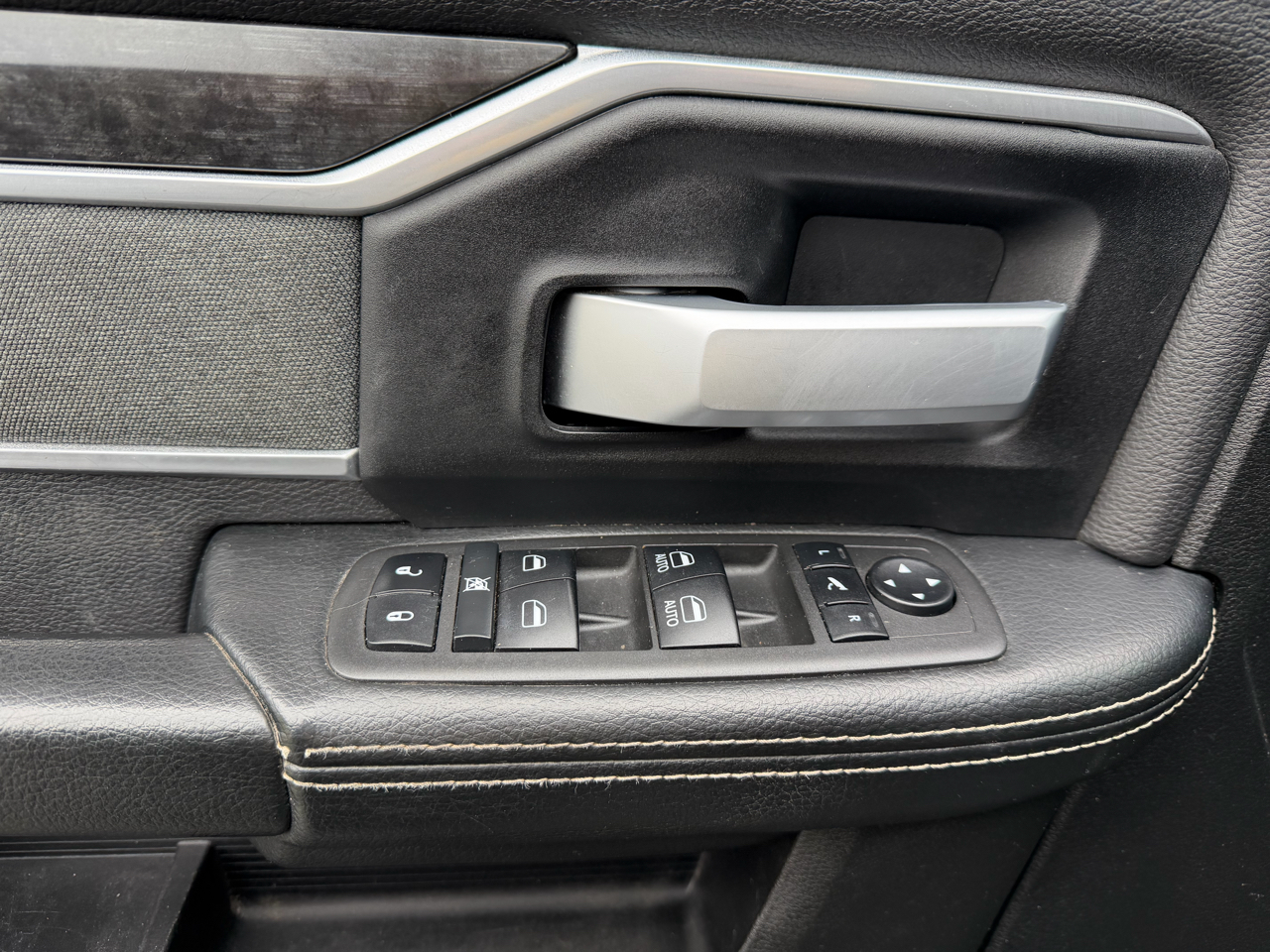 RAM 2500 Big Horn 4x4 Crew Cab 6'4" Box 2022