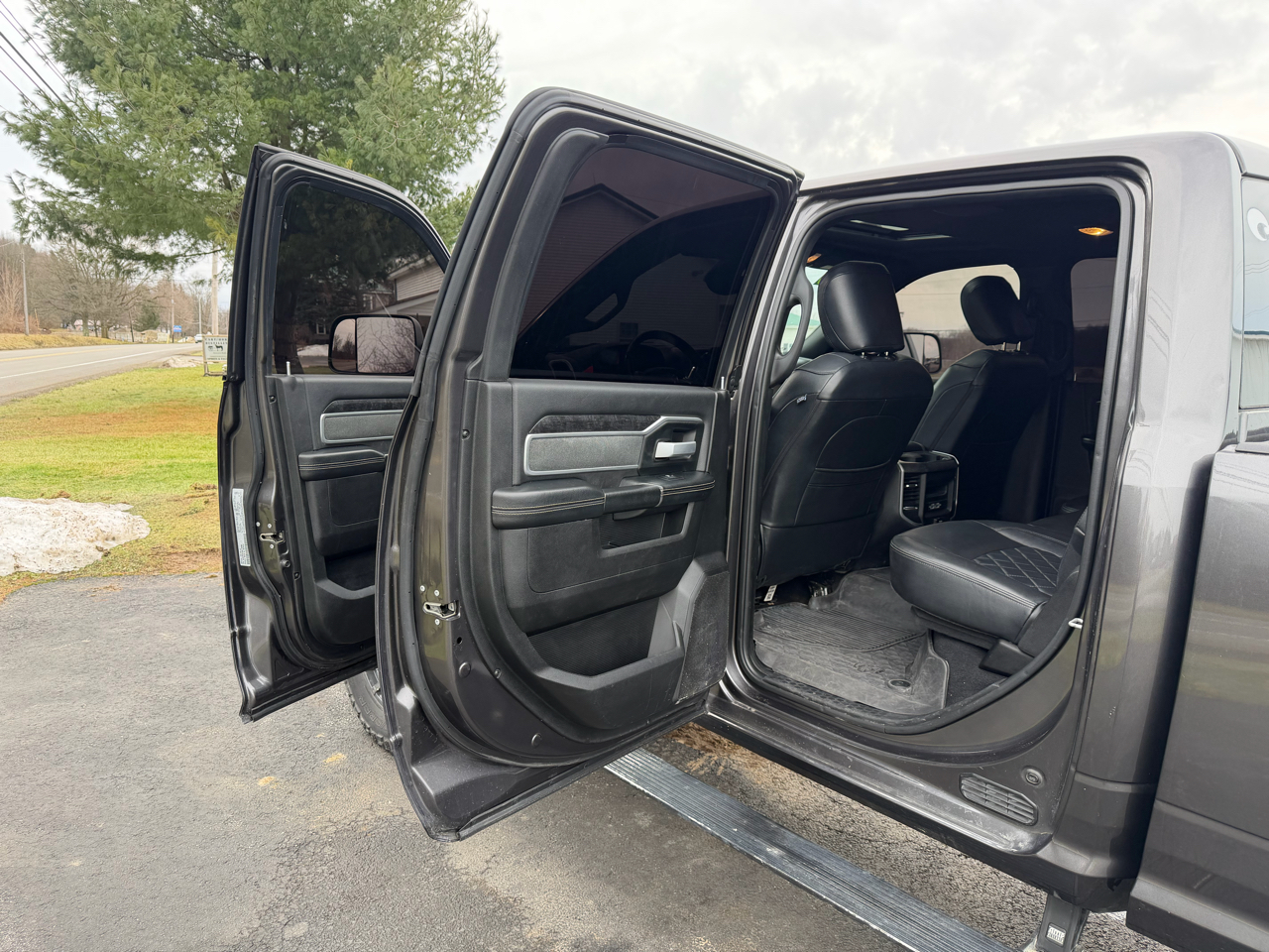 RAM 2500 Big Horn 4x4 Crew Cab 6'4" Box 2022