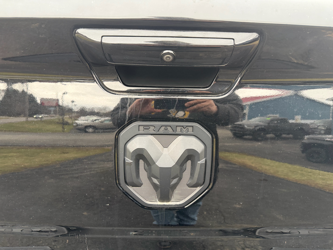 RAM 2500 Laramie 4x4 Crew Cab 6'4" Box 2021