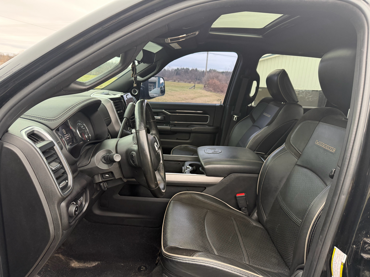 RAM 2500 Laramie 4x4 Crew Cab 6'4" Box 2021