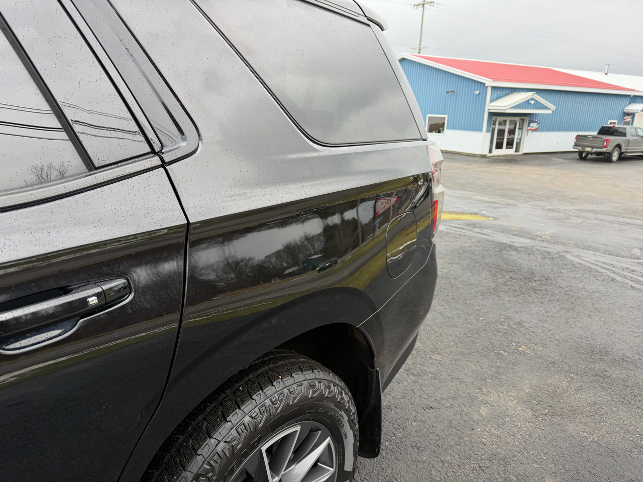 Chevrolet Tahoe 4WD 4dr Z71 2023